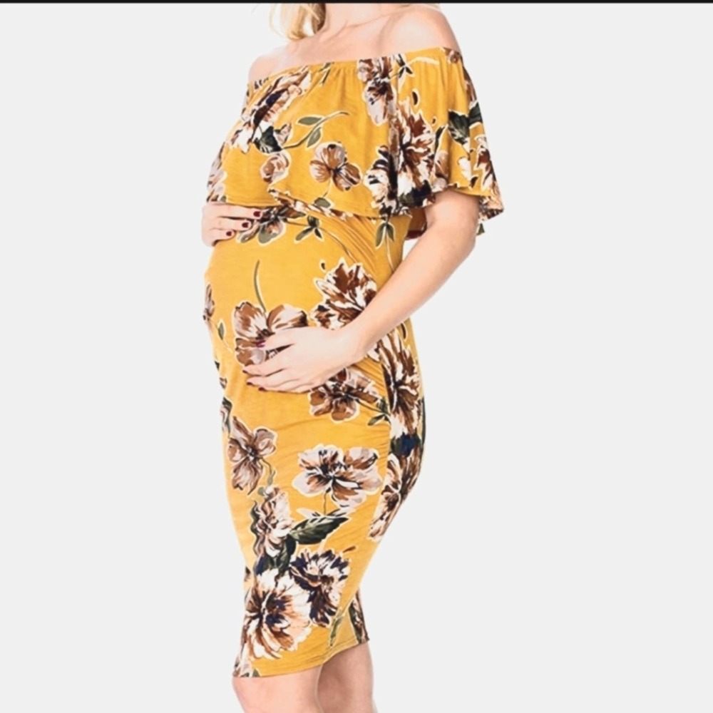 Hello Miz Yellow Floral Maternity Above The Knee Dress. Size Large. Pre-owned.